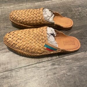 Mohinders Women’s Woven Slide Honey + Stripes, 9; BNWT